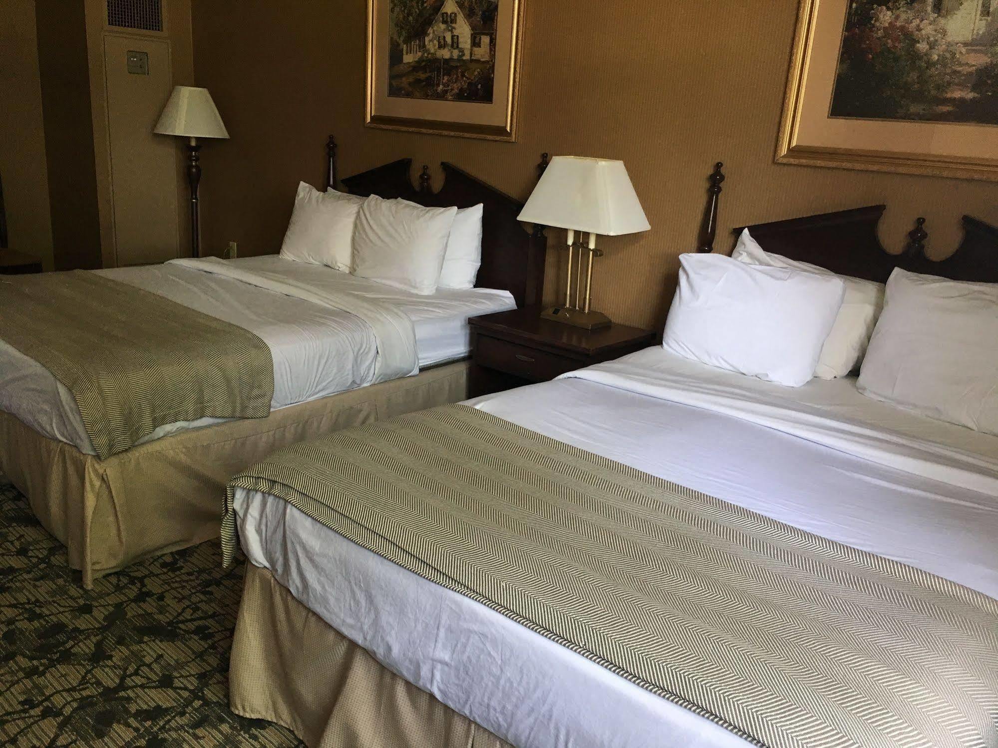 Inn On Broadway Downtown/Keeneland/Medical Center Lexington Extérieur photo